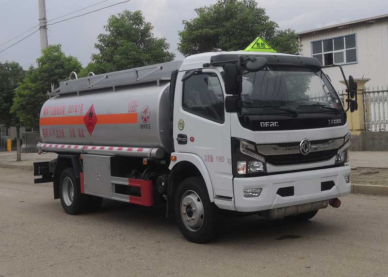 炎帝牌SZD5125GYY6C型運(yùn)油車