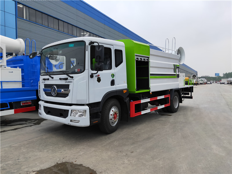 東風(fēng)10方抑塵車