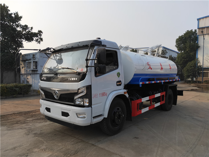 東風(fēng)牌8方吸糞車