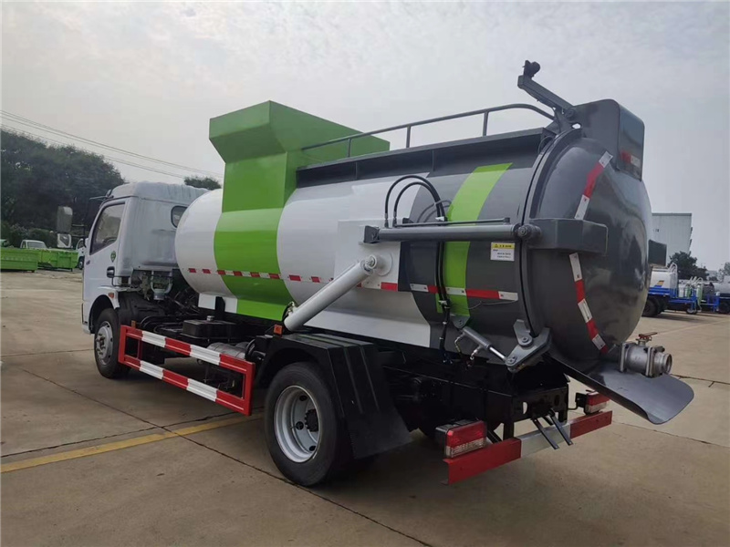 東風7方餐廚垃圾車(圓罐)