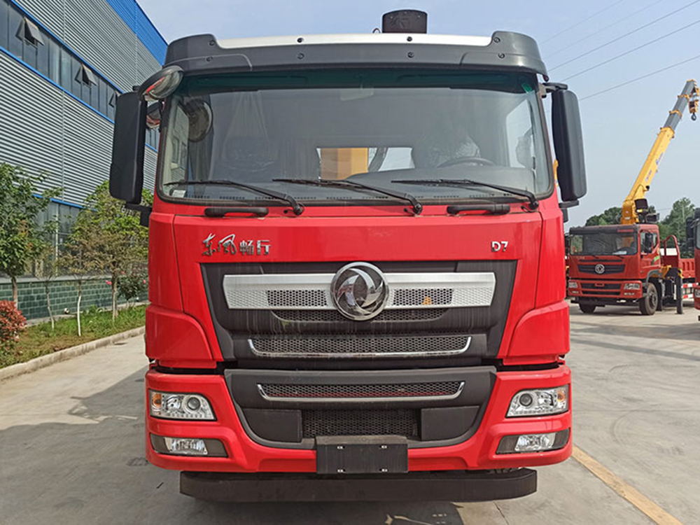 國(guó)六東風(fēng)暢行D7前四后八12噸隨車吊